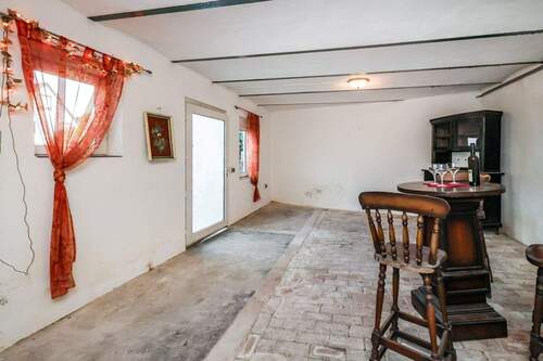 Nebengebäude - Raum 1 - 