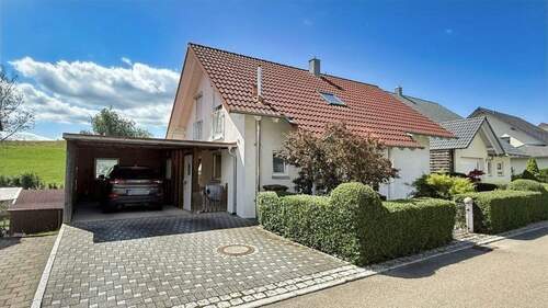 Einfamilienhaus in begehrter Lage - 6 Zimmer Einfamilienhaus zum Kaufen in Meßkirch
