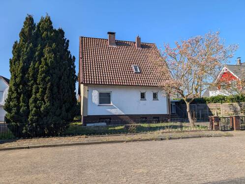 Titelbild - Einfamilienhaus mit Anbau sucht neue Eigentümer! (MA-1020-53)