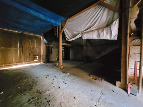 Scheune Innenansicht.jpg - 