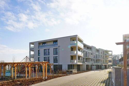 Zuwegung - Grün Wohnen in Naußlitz - 1.240,00 EUR Kaltmiete, ca.  83,20 m² Wohnfläche