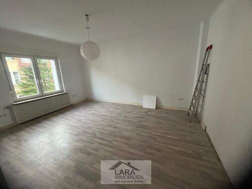 Zimmer 1 - 3 Zimmer Etagenwohnung in Bielefeld / Gadderbaum