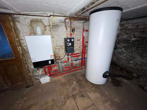 neue Erdgasbrennwertheizung Bj. 2024 im Keller - Doppelhaushälfte mit 88,00 m&sup2; in Haldensleben zum Kaufen