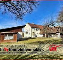 Bauernhaus mit Nebengebäuden auf knapp 6.000 m² Grundstück in traumhafter Randlage - Sauldorf Boll