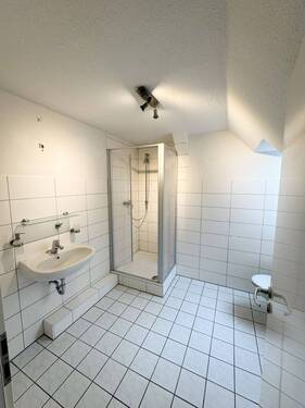 OG: Duschbad mit Fenster - 