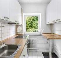 ETW mit Balkon in grüner Lage | In frisch saniertem MFH | 1. OG - Bad Segeberg