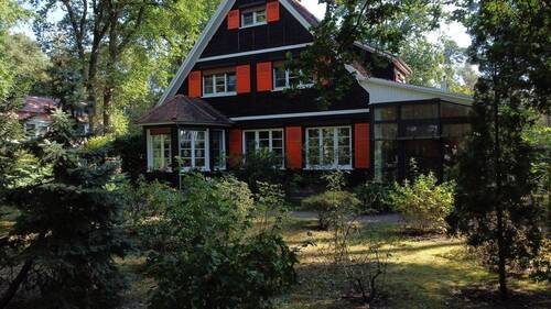 Ansicht Wohnhaus - Grundstück mit Wohnhaus,Bürohaus,Mietwohnungen, Ferienwohnungen