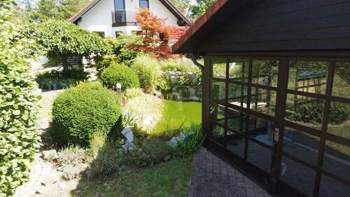 Orangerie mit Garten - Einfamilienhaus mit 194,00 m&sup2; in Dresden / Pappritz zum Kaufen