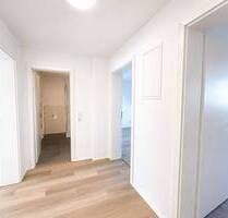 Kernsanierte 2-Zimmer-Wohnung in Top Lage! - Mannheim / Neckarau