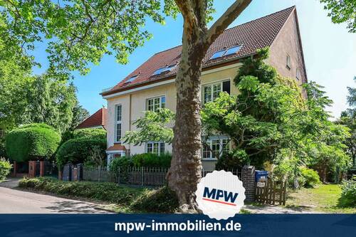 Straßenansicht - Ein Schmuckstück der 20er Jahre Baukunst: vollvermietet
