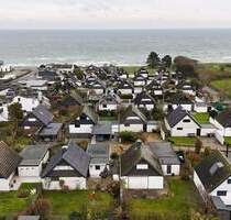 OSTSEE-KAUFNEUKIRCHENCharmantes Ferienhausnur wenige Gehmin. zur OstseeEBK,DB,Carport