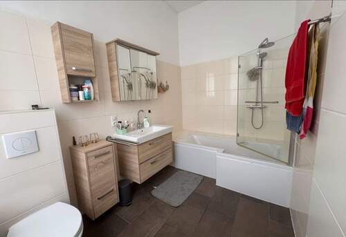 Modernes Tageslichtbad - 