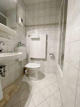 f0a6f5fc-aecd-4737-b81c-3fee95bb70fe-1873035556.jp - 