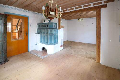 Wohnzimmer - 5 Zimmer Einfamilienhaus zum Kaufen in Peiting