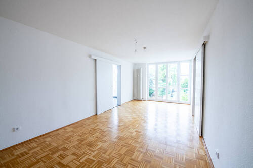 Titelbild - Frisch renovierte Wohnung mit Stellplatz - 2 Zimmer im grünen Berlin-Buckow