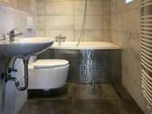 Bad mit Wanne EG - 