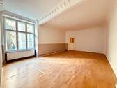 Berliner Zimmer IST-Zustand - 2 Zimmer Etagenwohnung in Berlin