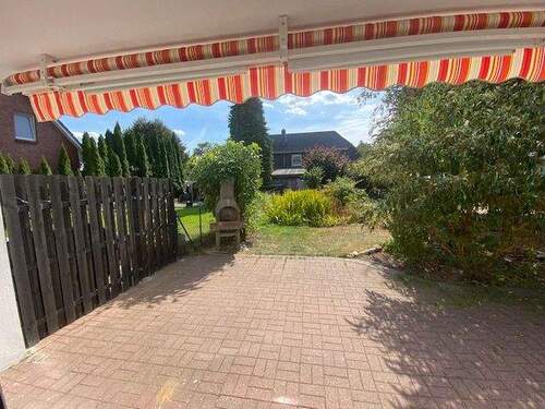 sonnige Terrasse - 4 Zimmer Doppelhaushälfte in Henstedt-Ulzburg