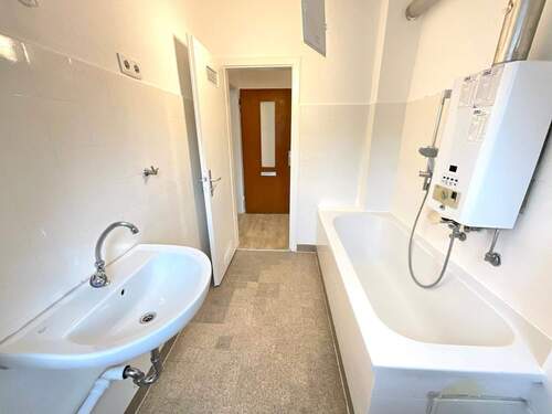 Badezimmer - 2 Zimmer Etagenwohnung zur Miete in Hagen