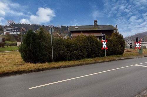Stadteinwärts - 4 Zimmer Einfamilienhaus in Zwota