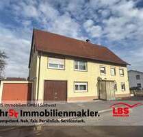 Ein-bis Zweifamilienhaus mit 2 Garagen + großem Garten in toller Lage - Stetten