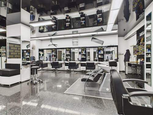 Salon - 5 Zimmer Gewerbeobjekt (Büro, Produktion, Verkauf) in Heilbronn