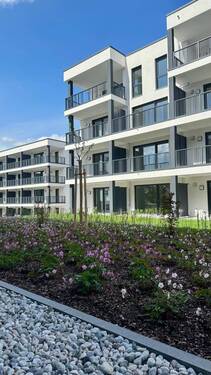 BUL Außenanlagen (8).jpeg - Etagenwohnung mit 52,90 m² in Burglengenfeld zum Kaufen