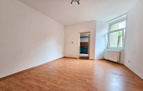 Zimmer 2 - 3 Zimmer Etagenwohnung in Köthen (Anhalt)