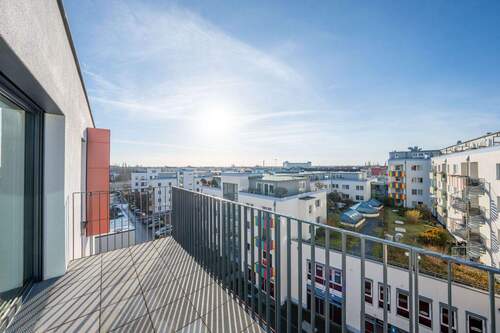 Balkon - 3 Zimmer Etagenwohnung zum Kaufen in Berlin