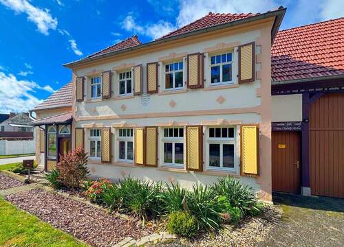 ...individuell - Liebe auf den ersten Blick... - 148.000,00&nbsp;EUR Kaufpreis, ca.&nbsp; 194,00&nbsp;m&sup2;&nbsp;Wohnfl&auml;che