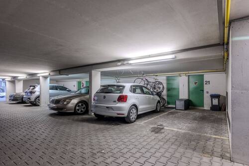 Tiefgaragenstellplatz - 