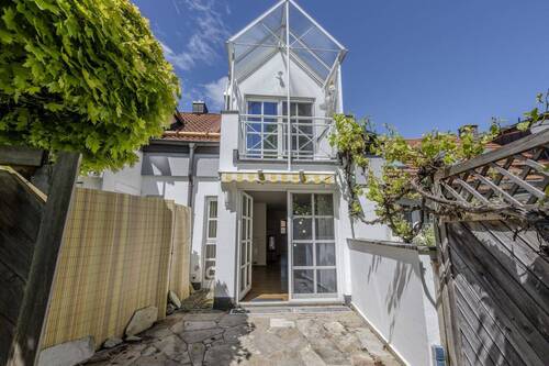 Hausansicht von der Terrasse - 