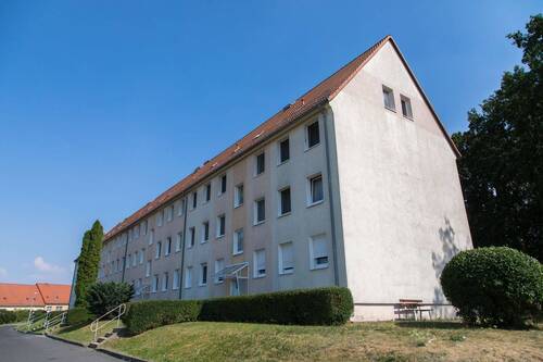 Außenansicht - Etagenwohnung mit 56,00 m² in Halsbrücke zur Miete
