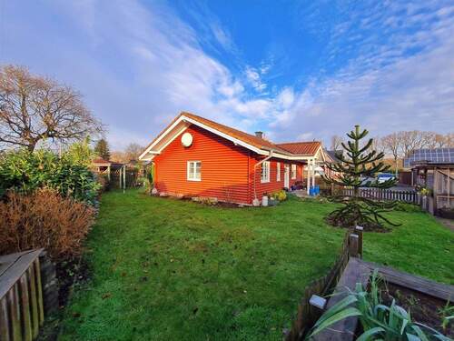 Blick aus süd-östlicher Richtung - Bungalow mit 74,00 m&sup2; in Lindewitt zum Kaufen