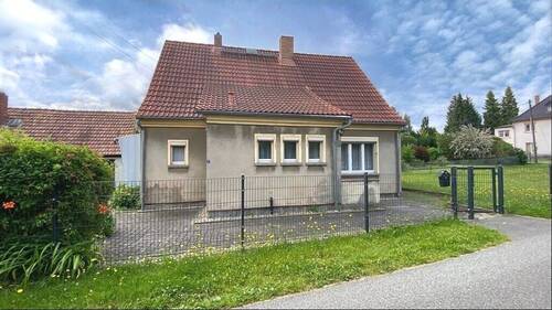 Frontansicht - 4 Zimmer Einfamilienhaus zum Kaufen in Eibau