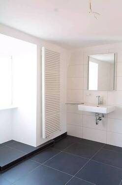 826b7861-c97a-431b-bbfa-27643c52d030.webp - 