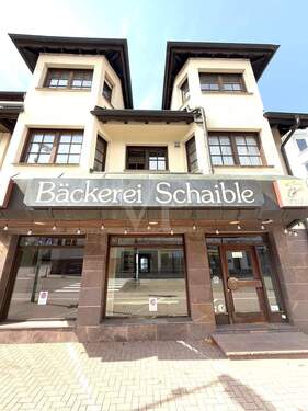 Bäckerei - 1 Zimmer Mehrfamilienhaus, Wohnhaus in Dobel