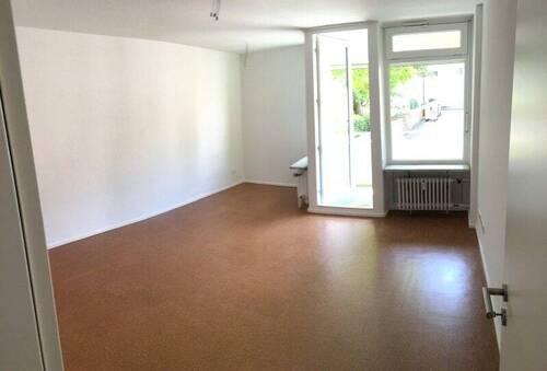 IMG_8143 - 2021 renovierte 2-Zimmerwohnung - Balkon - Neue Elektrik - Neues Bad