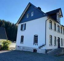3-Familienhaus in Schmallenberg-Gleidorf!