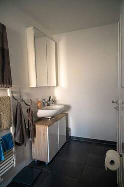 z4a7803ba-a98a-427e-8853-bcc4906e3114-1853506732.j - 