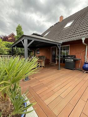 Terrasse mit Pavillon - 