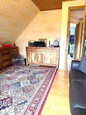 Zimmer 3 - 