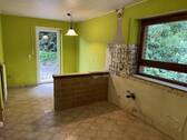 EG Küche mit Ausgang zum Garten.JPG - 