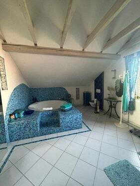 Bad - gemütliches Einfamilienhaus in sehr guter Lage