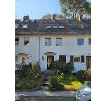 Geräumiges Reihenhaus mit Garten in Zehlendorf - Berlin