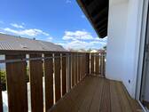...mit kleinem Balkon - 