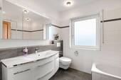 Badezimmeransicht 1 - 