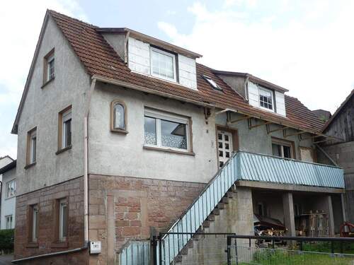 Ansicht Hauseingang - Provisionsfrei für Ersteher - Einfamilienhaus in Aura i. Sinngrund - Zwangsversteigerung!