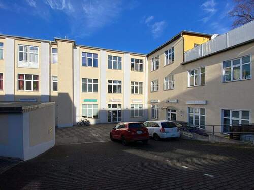 Ansicht - 6 Zimmer Mehrfamilienhaus, Wohnhaus in Apolda