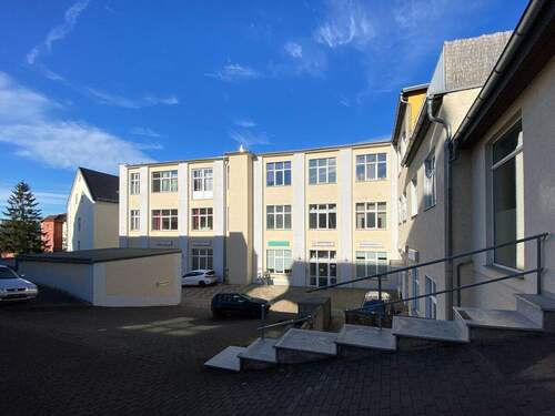 Ansicht - Mehrfamilienhaus, Wohnhaus mit 531,00 m&sup2; in Apolda zum Kaufen